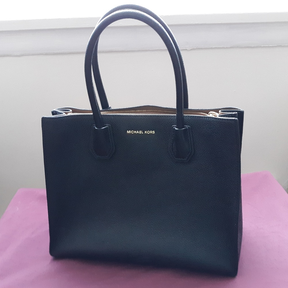 Black Michael Kors Bag